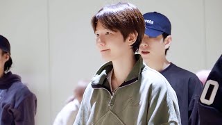 Lonsdaleite Practice Behind  BAEKHYUN [upl. by Hurley]