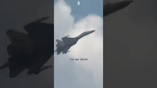 Lavion de chasse russe SU35 fait une démonstration impressionnante [upl. by Lleuqar]