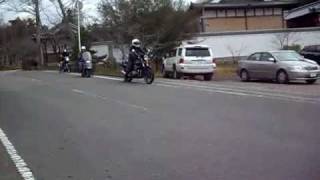 美人ライダー 美女 Kawasaki ZZR250 VS CB400SF HONDA みお ひろ [upl. by Eneleoj]