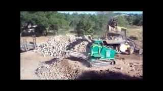 Mobile crusher LEM TRACK 4825 wwwkompletit [upl. by Jocelyn]