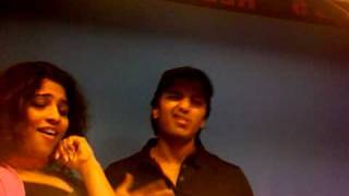 Riteish Deshmukh and Malishka at the Red fm 935 studio bajaaoing dil ka guitar [upl. by Harbour]