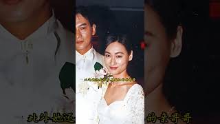 2012年武打明星惠天赐葬礼真实照片，妹妹惠英红全程低头掩面 [upl. by Catton]