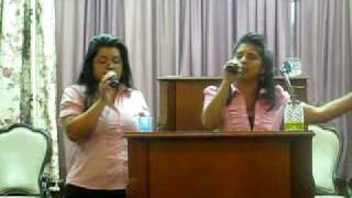 Cantando ESTE CORITO ES en el Culto de Damas desde la Iglesia Smirna [upl. by Ahtenak]