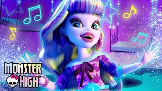 Fuera de las Sombras video musical ft Twyla  Monster High™ Latino [upl. by Nattirb927]