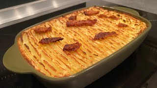 Hachis Parmentier de canard confit [upl. by Cnut582]