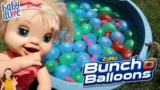 ZURU Buncho Balloons Water Balloon Fight with Baby Alives  Kelli Maple [upl. by Llyrad662]