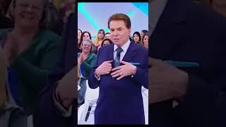 Sílvio Santos Confere decote de Lívia Andrade [upl. by Nodal]