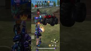 JUGANDO CON EL MOKII 🫣  FREE FIRE HUMOR freefire [upl. by Otsuj]