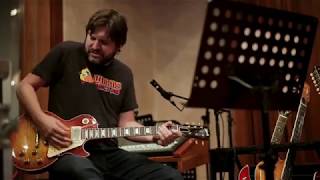 Tom Bukovac Jamming on our 59 RMS Prototype Les Paul [upl. by Einnor401]