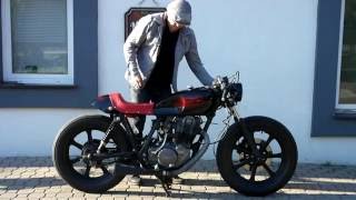 Yamaha SR 500 Cafe Racer Japan Style  Inspiratoin wwwmotorsworkpl [upl. by Nauwtna]