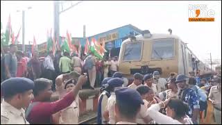 TMC Protests Against BJPs Bengal Bandh in North 24 Parganas  Train Services Disrupted [upl. by Penny]