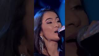 Melim Meu Abrigo live in the Prêmio Multishow 2021 [upl. by Knowland]