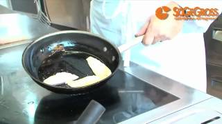 Video Ricetta Filetto di Orata con Cipolle allAgro e Patate al Nero di Seppia [upl. by Netsrak541]