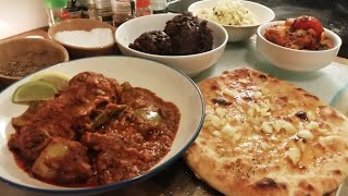 Staff curry with garlic naan and All the bits Part 6 Done 🥘🍻🍻🍻🍻🍻😁👍👍 Indian Makeaway 🍺👍 [upl. by Adnyc]