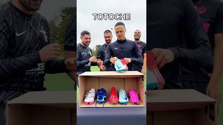 Crampon Challenge avec ​⁠totocheGang ​⁠Evanv77 😹👟 footballchallenge funny football [upl. by Nihs608]