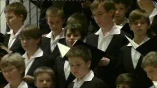 Dresdner Kreuzchor Singet dem Herrn ein neues Lied Heinrich Schütz [upl. by Cormick]