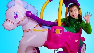 Jannie Build and Play with Princess Horse amp Carriage Toy [upl. by Gregor]