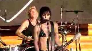 Joan Jett and the Blackhearts 72607 Paso Robles [upl. by Attoynek]