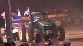 JOHN DEERE 8520 TRACTOR PULLING [upl. by Libys159]