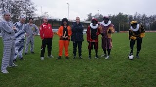 Sinterklaas en de jacht op de RKAVV pakjes deel 2 [upl. by Nnywg]