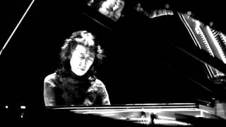 Mozart  Piano Concerto No 19 in F major K 459 Mitsuko Uchida [upl. by Ezequiel309]