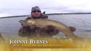 The Fishing Guide  Johnny Fall Musky Fishing in Presque Isle [upl. by Yenahteb]