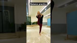 Balance practice yogawithsaroj fitnessviralshort trending [upl. by Todhunter]