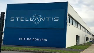 Des salariés de lusine Stellantis de Douvrin vont manifester au Mondial de lAuto [upl. by Nitsew]