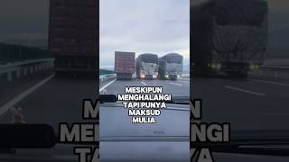 Tiga Truk Menghalangi Jalan tapi Alasannya Sangat Terpuji ❤️ [upl. by Hannazus]