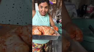 Fritar esse frango inteiro receitas frango viralvideo [upl. by Filip]