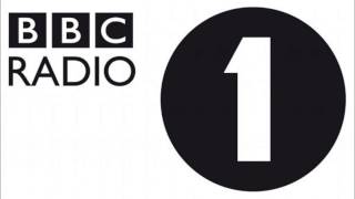 Pete Tong  Essential Selection on BBC Radio 1 30112012 [upl. by Sy]