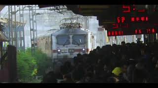 Deccan Queen And Howrah Duronto Back To Back Skipping Crowded Dadar Station In Speed Led By WAP7 [upl. by Nohsid651]