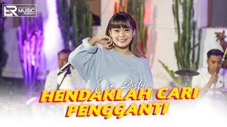 Esa Risty  Hendaklah Cari Pengganti Official Live Music ER Music [upl. by Jennie784]