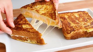 Ive never had such delicious Toast for breakfast Easy and quick double cheese toast [upl. by Bonny]