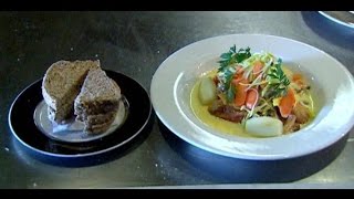 Conheça o Waterzooi um prato típico da culinária belga  Gastronomia na Bélgica [upl. by Yekciv]