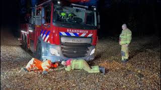 brandweer korpsen Ermelo en Putten helpen elkaar [upl. by Corabel]