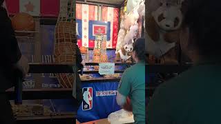 인형 뽑기 자유투 농구 4개 중 4골 모두 성공 Street Carnival Basketball Arcade Game [upl. by Llednik419]