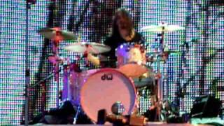 Jay Weinberg  drum solo on Radio Nowhere  Stockholm June 7th 2009 [upl. by Dnumsed604]