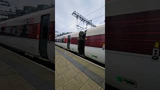 Lner azuma going to London via Wakefield class 800 [upl. by Melda]