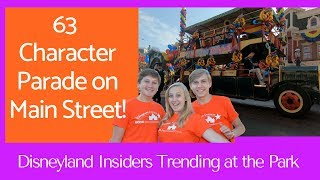 DISNEYLAND Parade July 2018 with 63 characters  DisneyLand Insiders [upl. by Linder771]