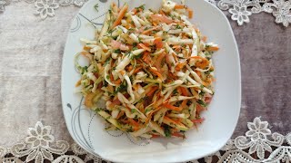 Kələm salatının hazırlanması  abunə keşfet salatlar recipe cookingrecipe yemektarifleri [upl. by Atterol]