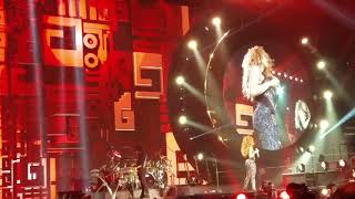 Shakira  Chantaje Live The Forum Los Ángeles CA [upl. by Seed293]