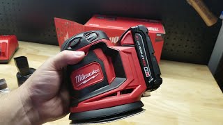 Milwaukee M18 5 Inch Random Orbit Cordless Sander 264820 [upl. by Anoynek]