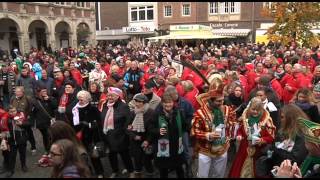 quotDas kommt von der Aaquot  BocholtLied auf dem Marktplatz [upl. by Nrojb592]