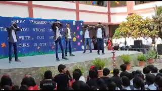 Akdi pakdi Aila re aila dance by class 9 boys Lievens academy lohrdaga 2022 part ii [upl. by Stanwinn558]