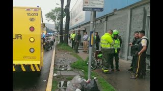 Robo de película a carro de valores terminó en decepción para ladrones  Noticias Caracol [upl. by Sivahc311]