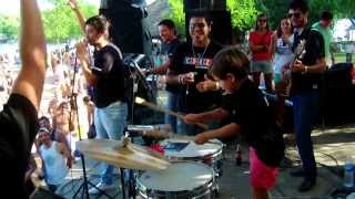 Lucas de 3 años tocando los timbales en Grupo Cazadores Solar del este Gchu [upl. by Sosthena]