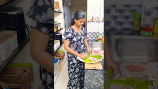 Minivlog514🤗 chicken gravy 😋  Dec 9 shorts dinner vlog minivlog home diml tamil food [upl. by Seiter612]