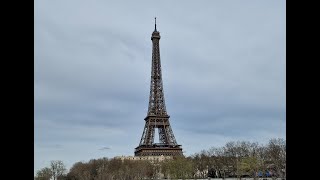 Eine Fahrradtour durch Paris  Aufregend mit Eiffelturm Louvre und Notre Dame Arc de Triumphe [upl. by Ardnaik]