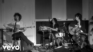 The Kooks  Naive Live At Abbey Road  2005  Acoustic Version [upl. by Piselli]